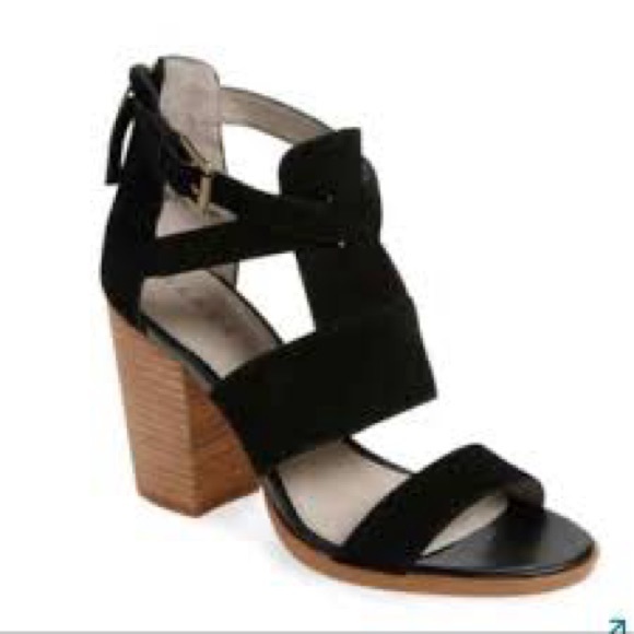 Hinge Cora Block Heel Suede Sandal Black 6.5 - Picture 2 of 8